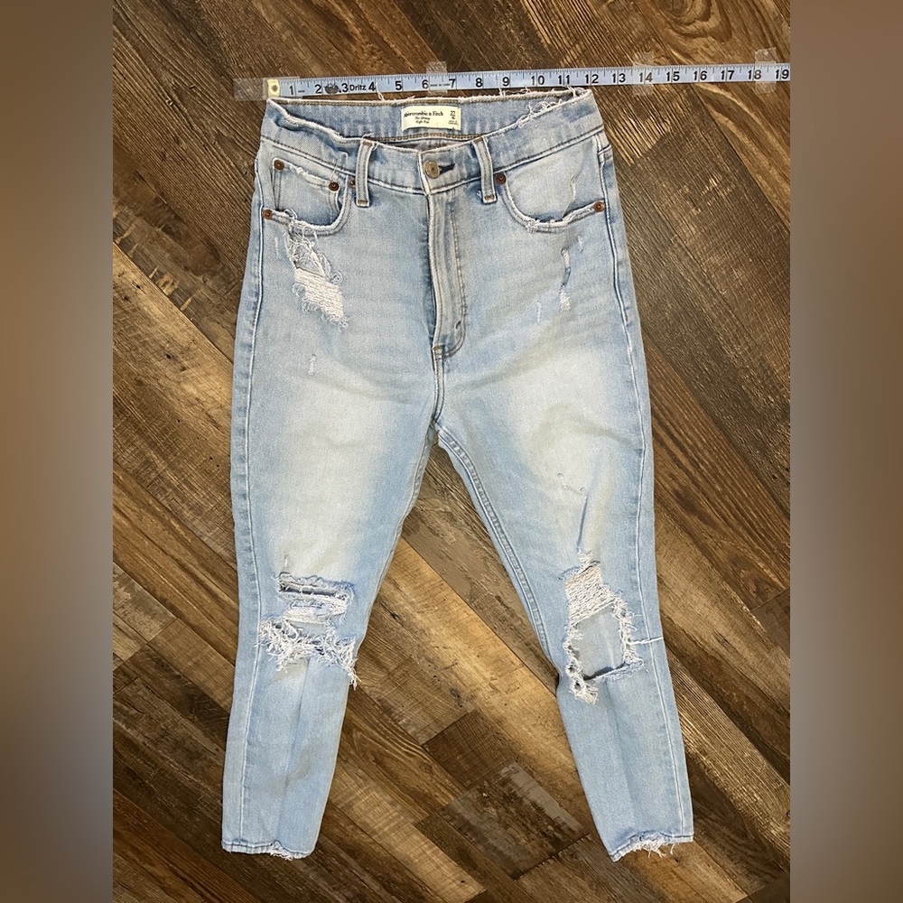 Abercrombie The Skinny High Rise Jeans